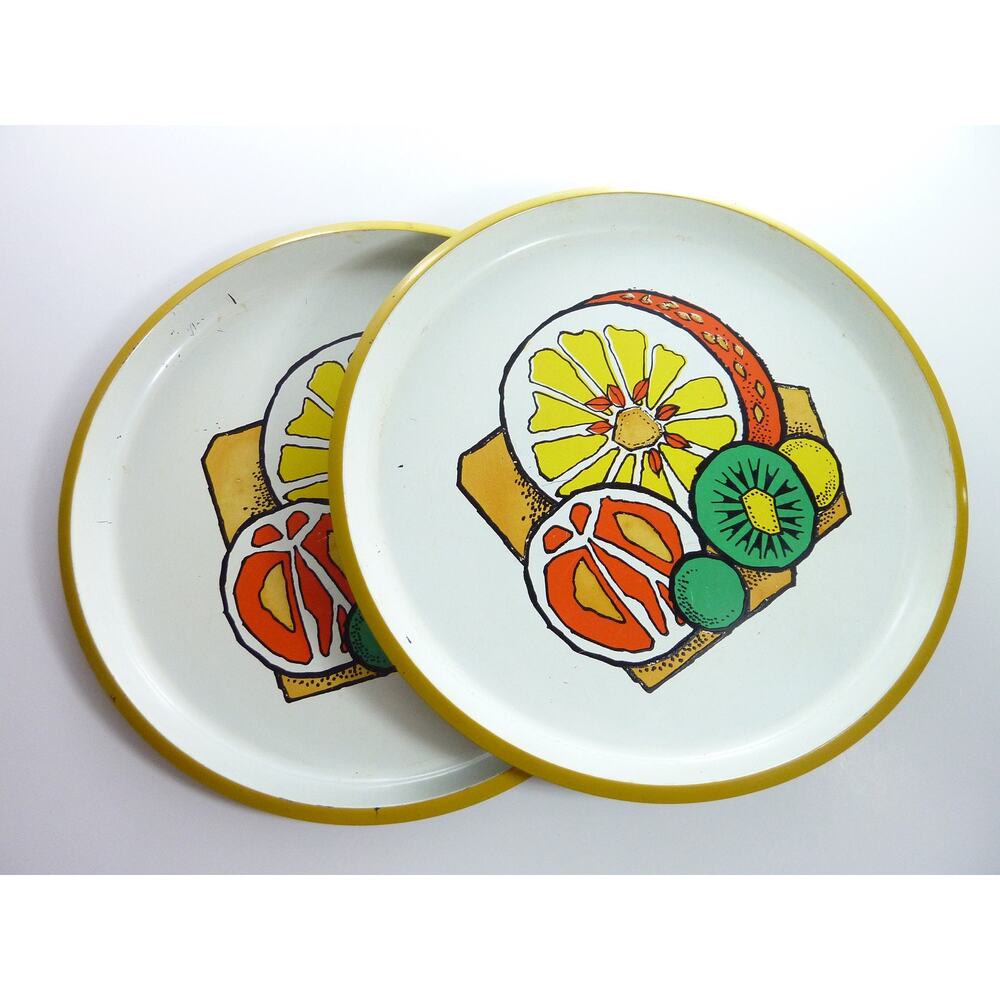 Vintage 1960's Yellow Kitschy Lemon Round Plastic Serving Tray Coffee Decor